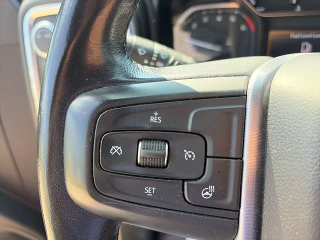 Used 2020 Black GMC SLE image 14