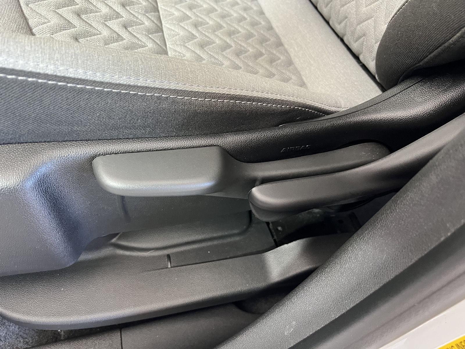 Used 2024 Summit White Chevrolet LS image 6