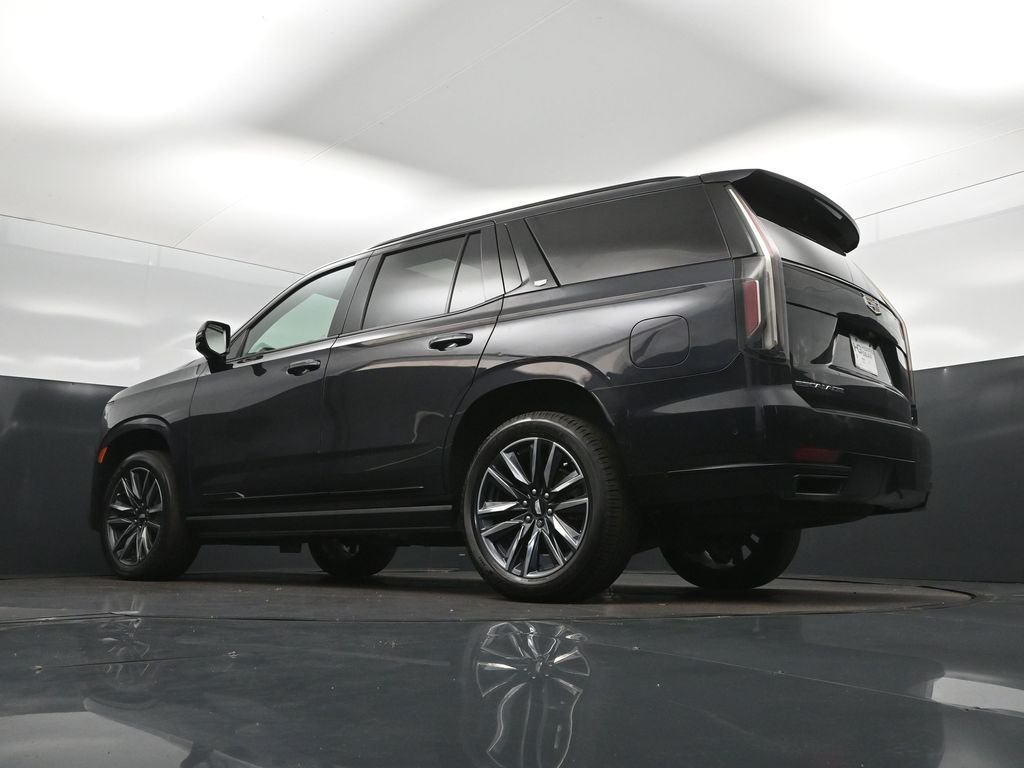 Used 2022 Gray Cadillac Sport image 40