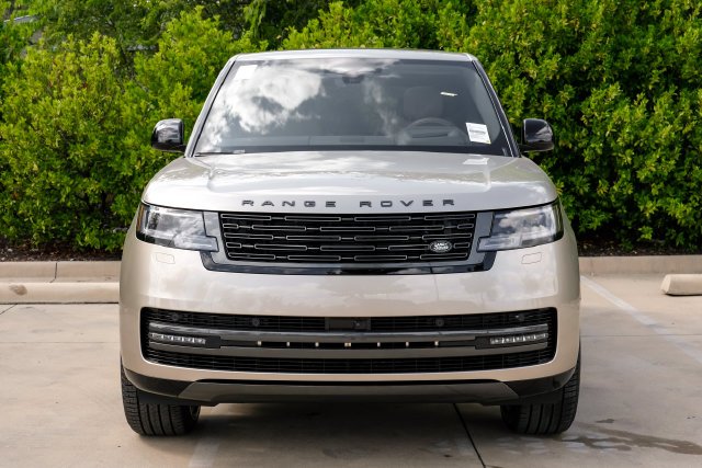New 2027 Gold Land Rover SE image 6