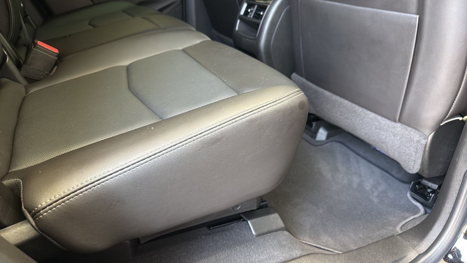 Used 2023 Black Cadillac Sport image 27
