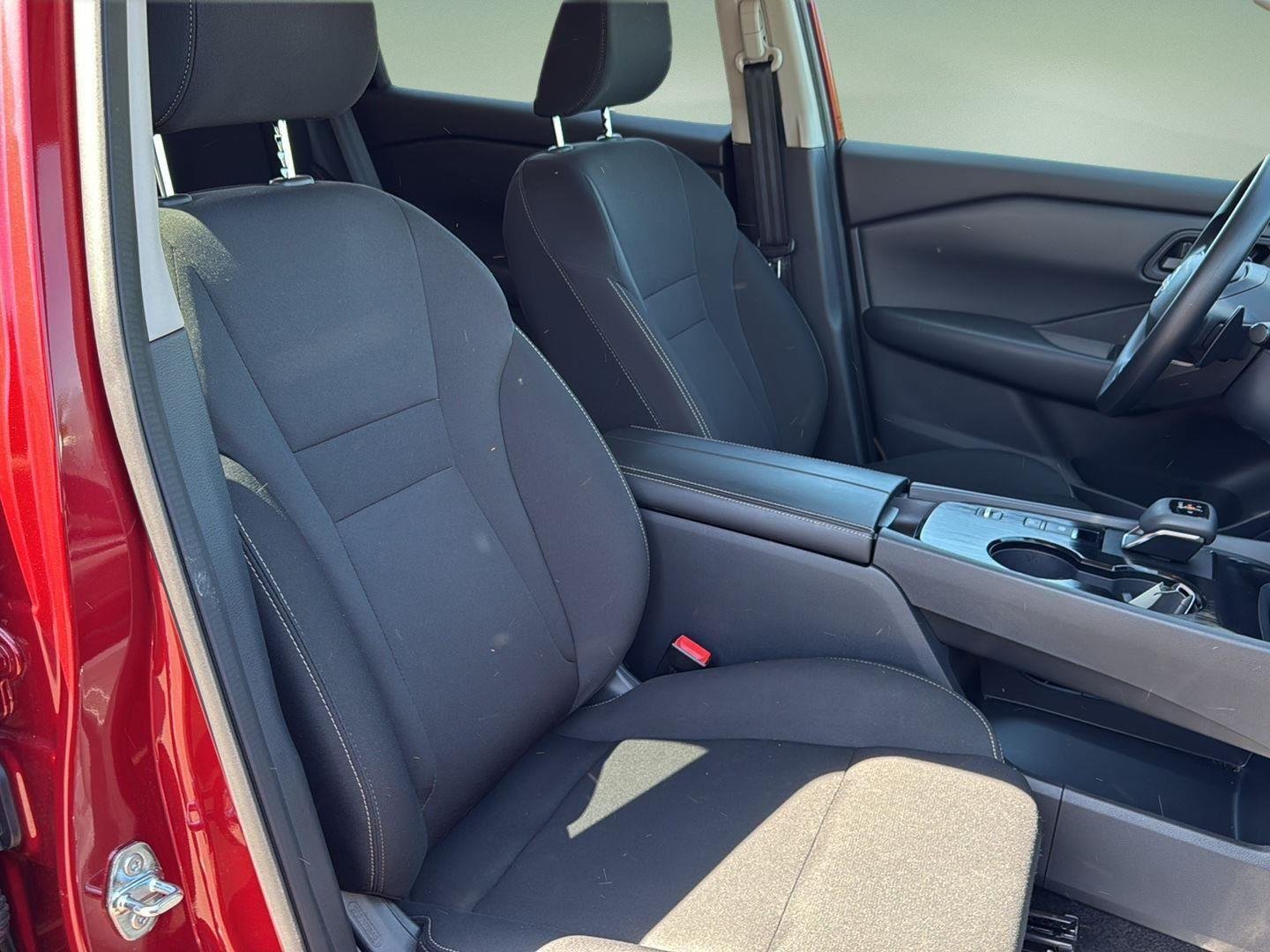 Used 2025 Scarlet Ember Tintcoat Nissan S image 19
