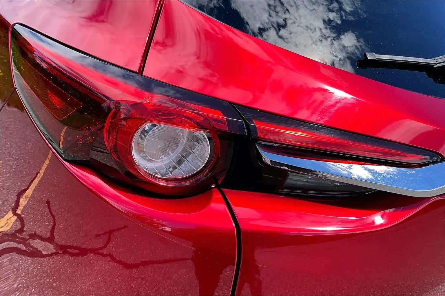 Used 2018 Soul Red Crystal Metallic Mazda Grand Touring image 28