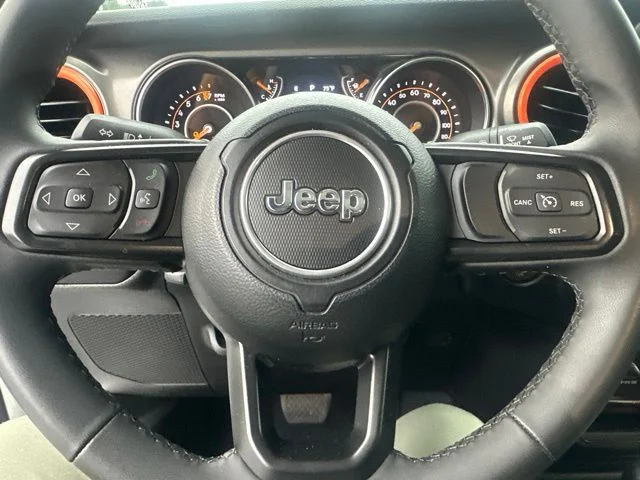 Used 2023 White Jeep Sport S image 24