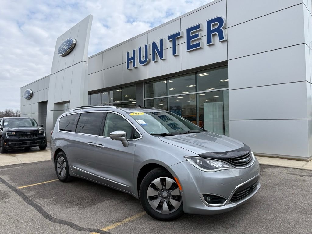 2019 Chrysler Pacifica Hybrid Limited