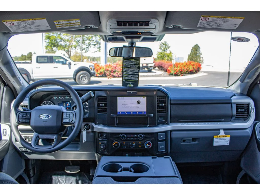 New 2026 OXFORD WHITE Ford XLT image 21