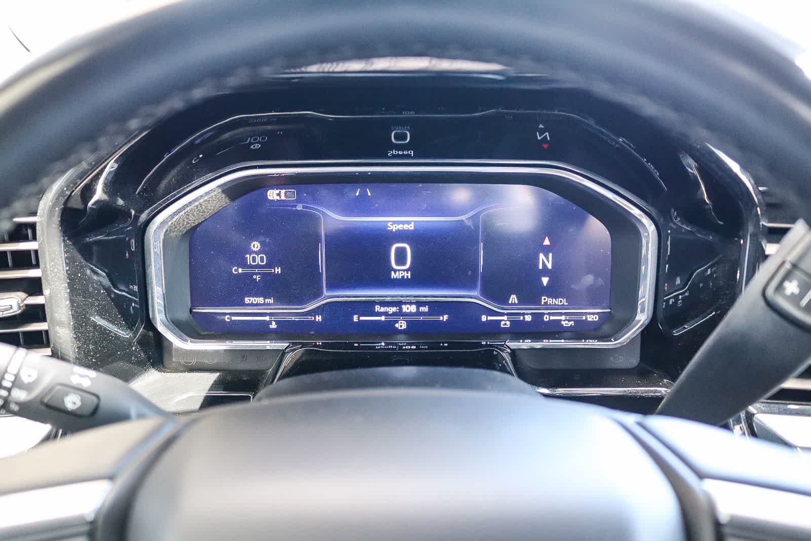 Used 2025 Summit White Chevrolet LT image 21