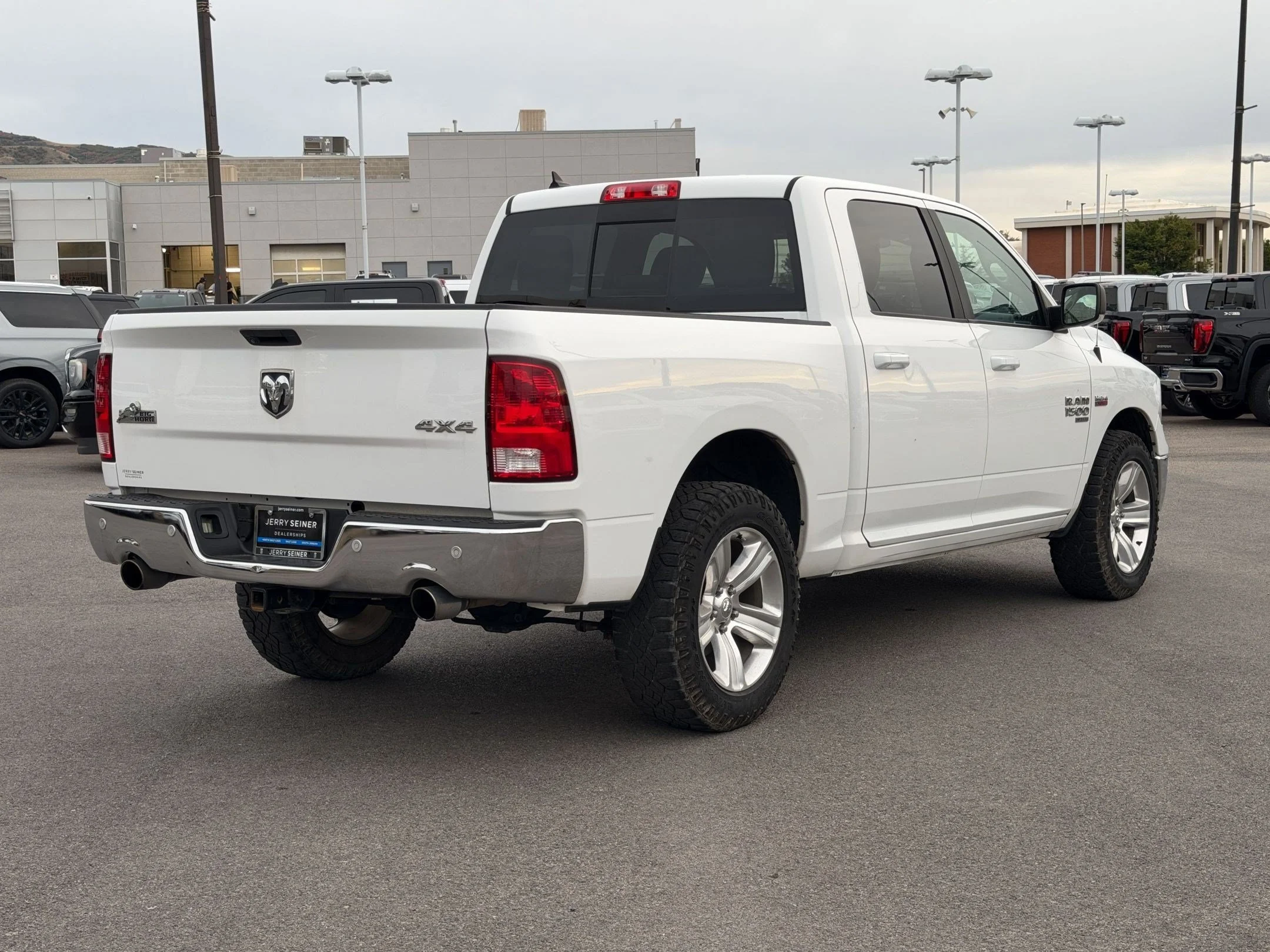 Used 2019 Bright White Clearcoat Ram Big Horn image 6