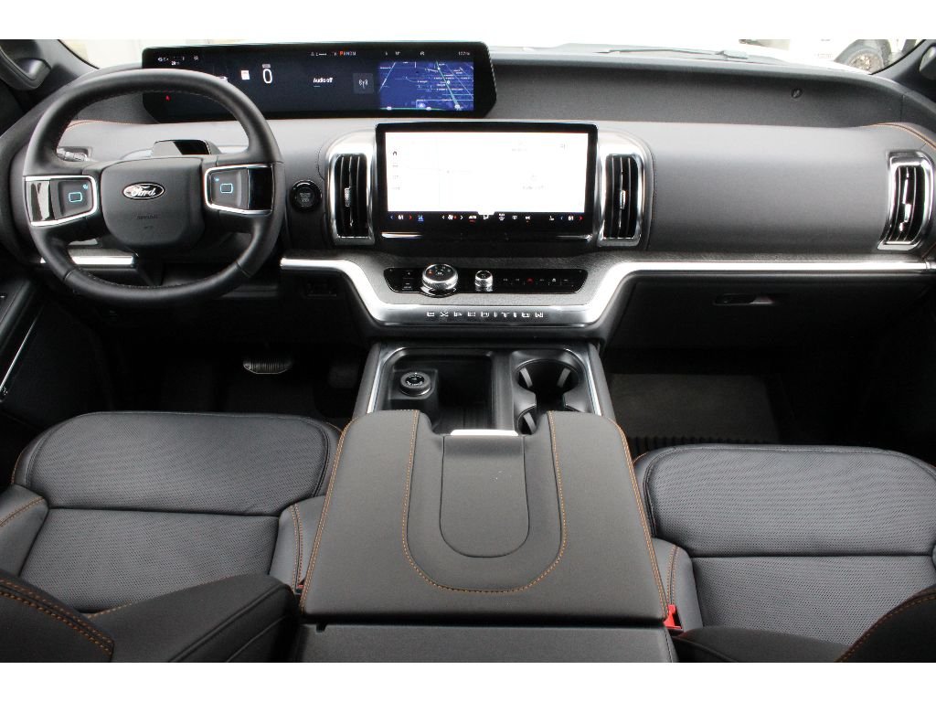 New 2026 Star White Metallic Tri-Coat Ford Tremor image 7