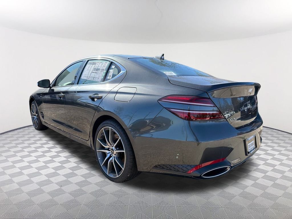 2026 GENESIS G70 Standard - Photo 7