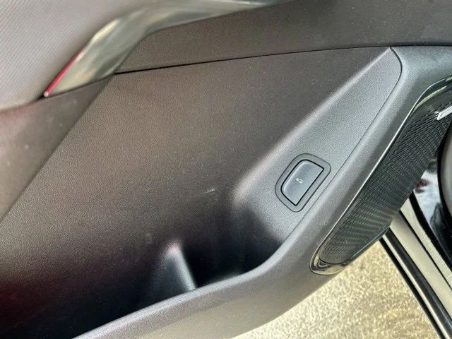 Used 2025 Black GMC AT4 image 28