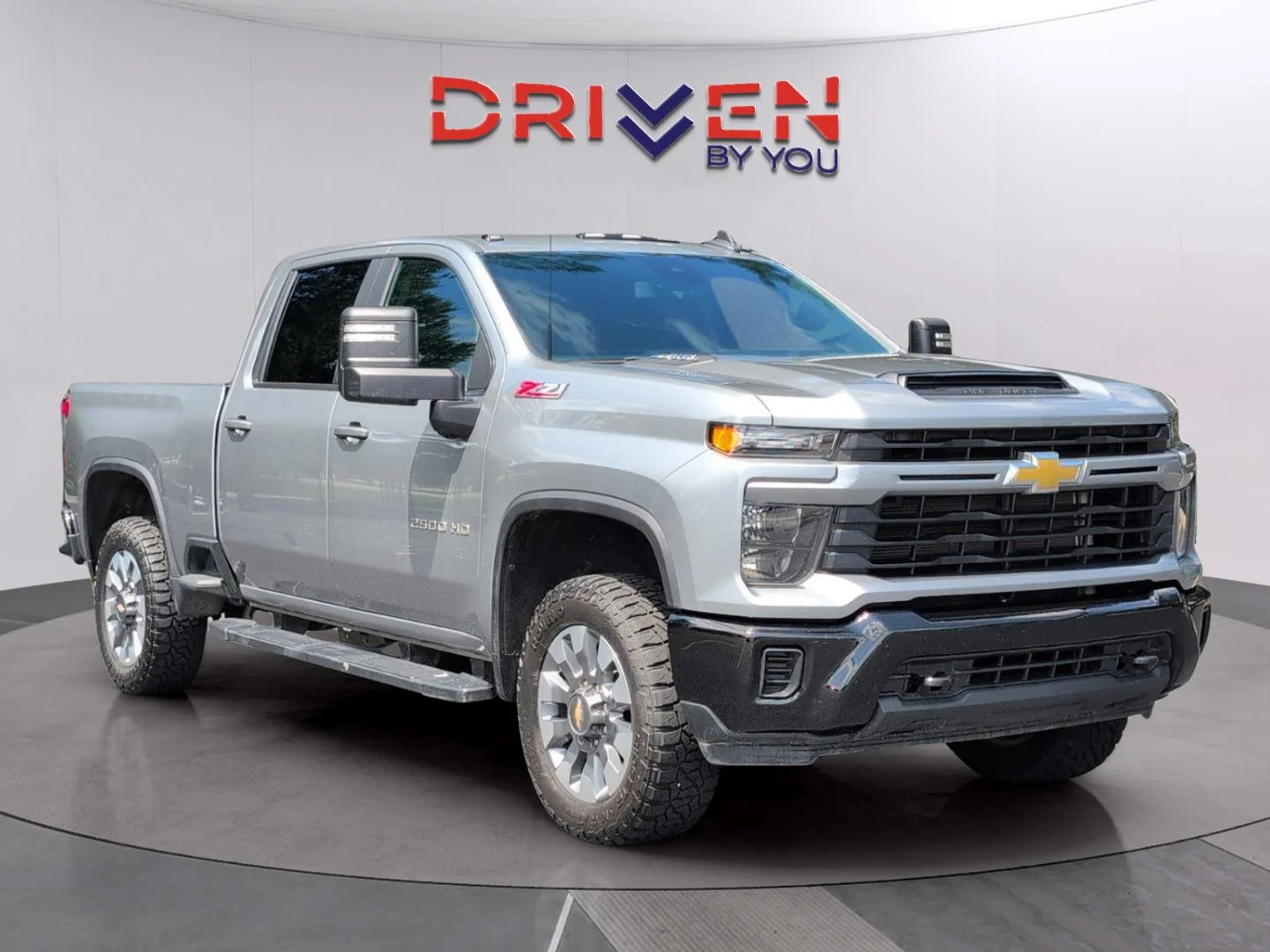 Used 2024 Sterling Gray Metallic Chevrolet Custom image 7
