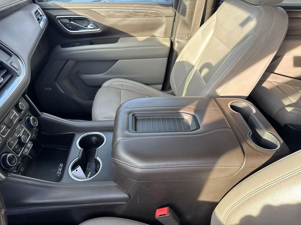Used 2021 White Chevrolet Z71 image 20