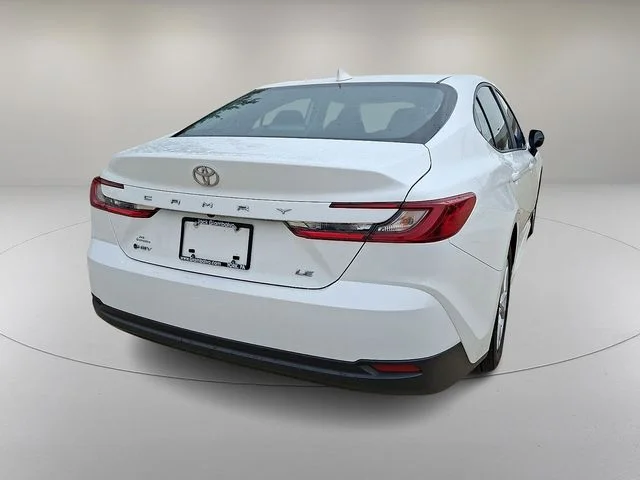 Used 2025 White Toyota LE image 10