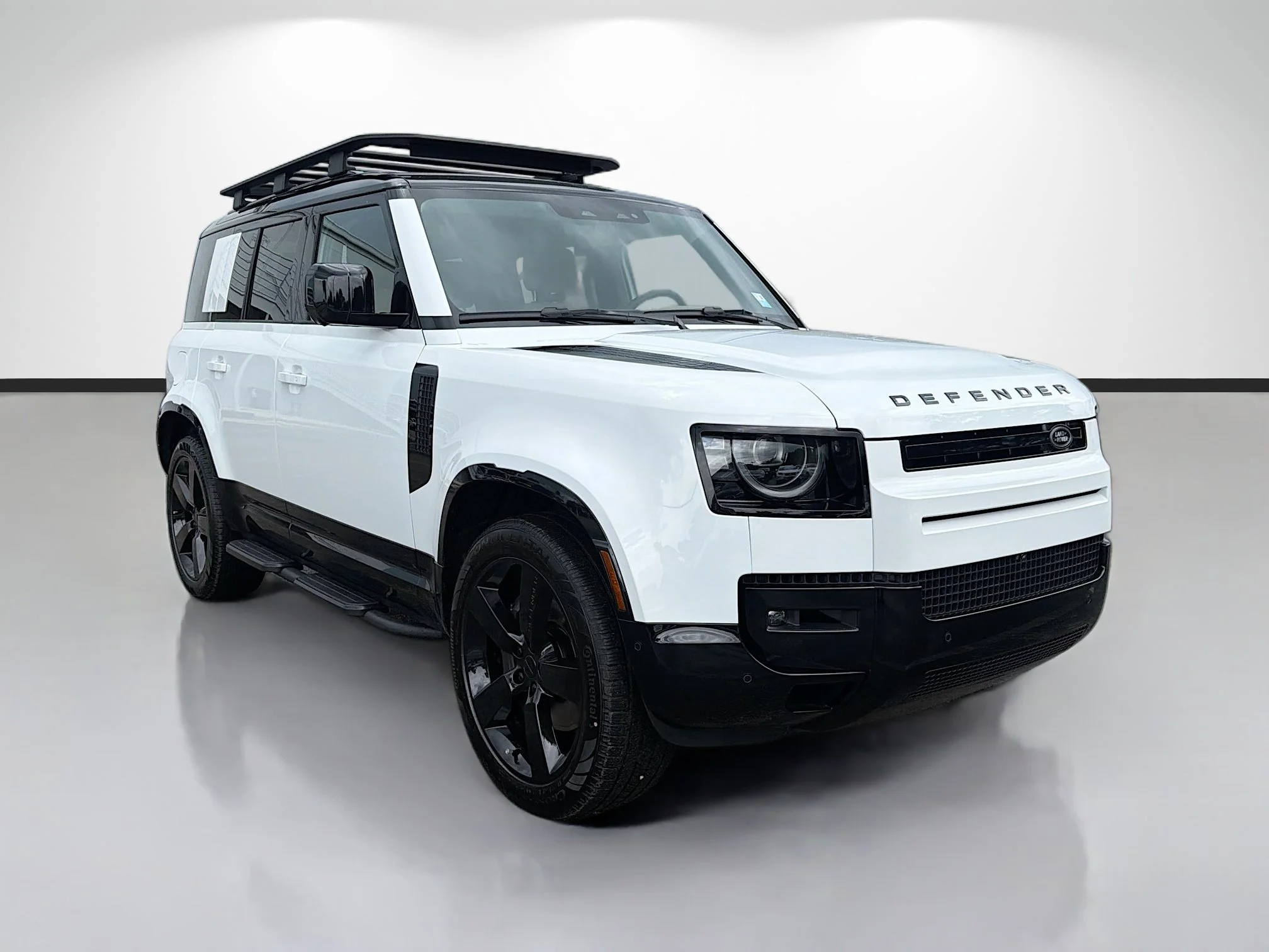 New 2026 Fuji White Land Rover X-Dynamic SE image 7