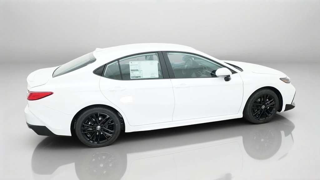 New 2026 Ice Cap Toyota SE image 8