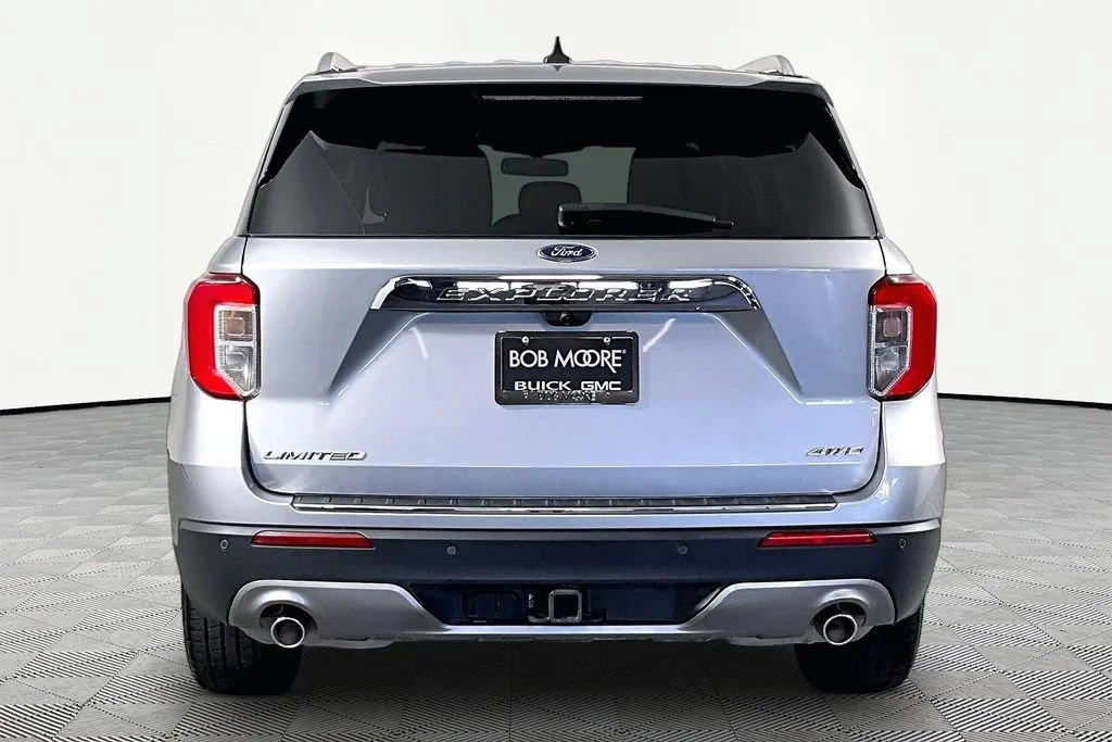 Certified Used 2023 Silver Ford Limited image 5