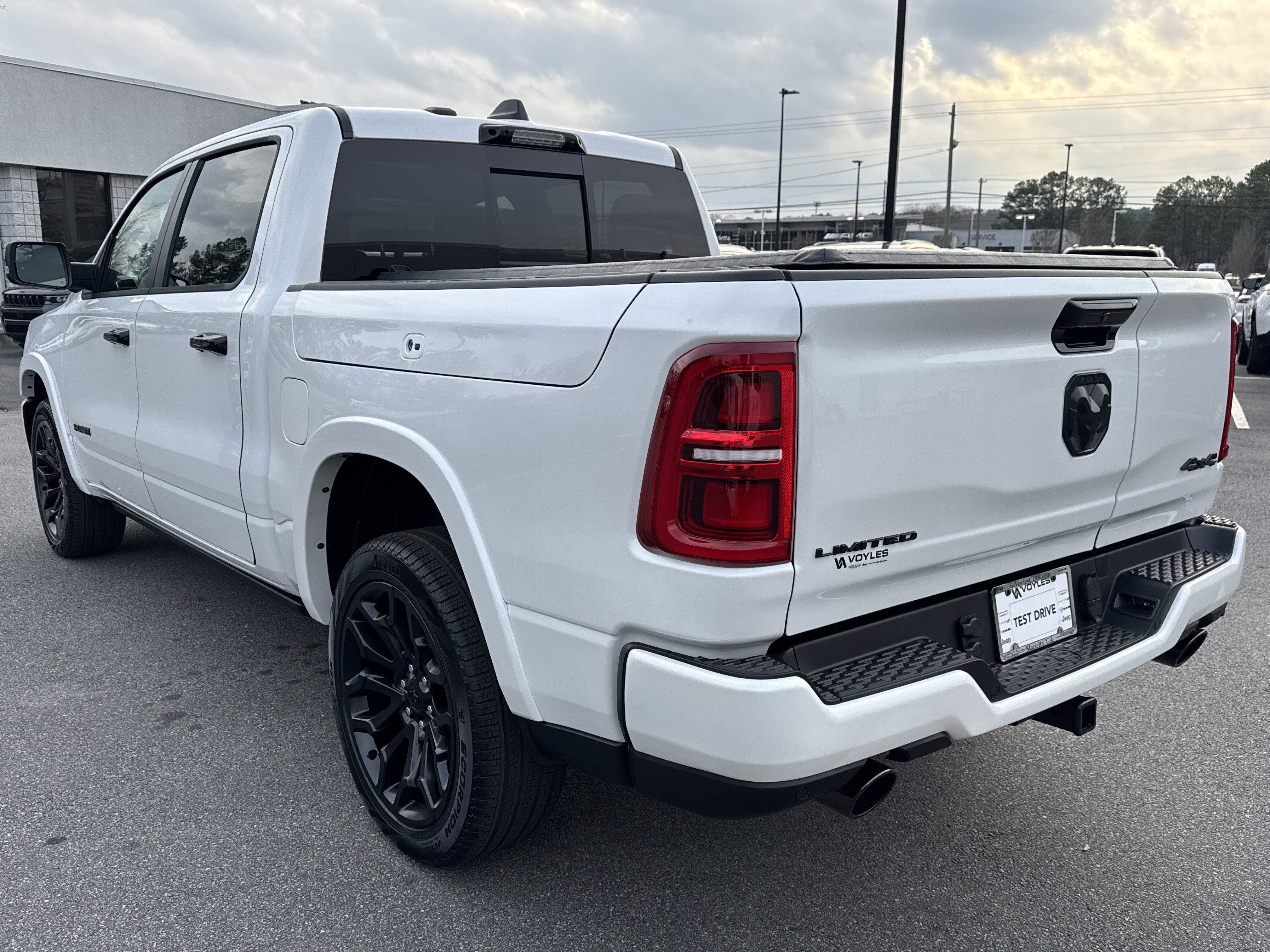 New 2026 Ivory White Tri-Coat Pearlcoat Ram Limited image 4