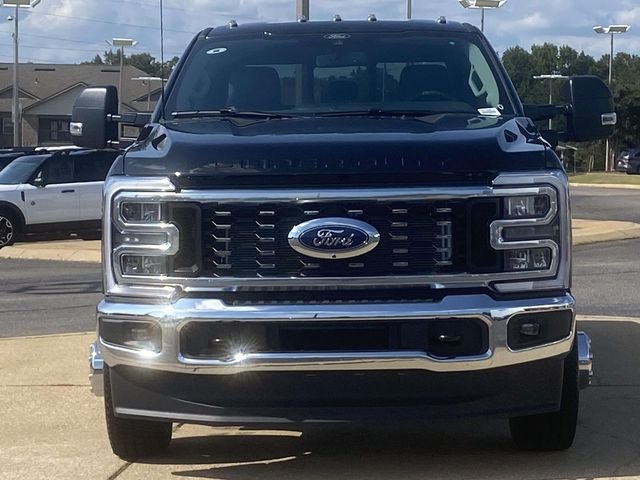 New 2026 Agate Black Metallic Ford XLT image 28