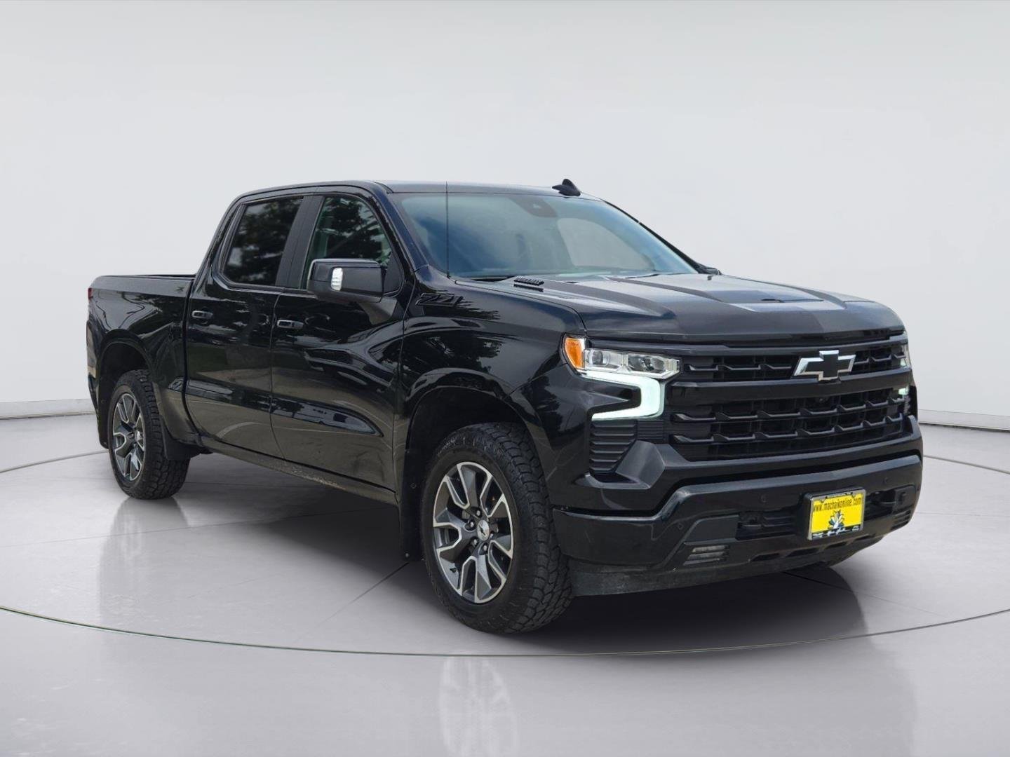 Used 2025 Black Chevrolet RST image 7