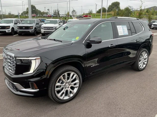 Used 2025 Ebony Twilight Metallic GMC Denali image 3