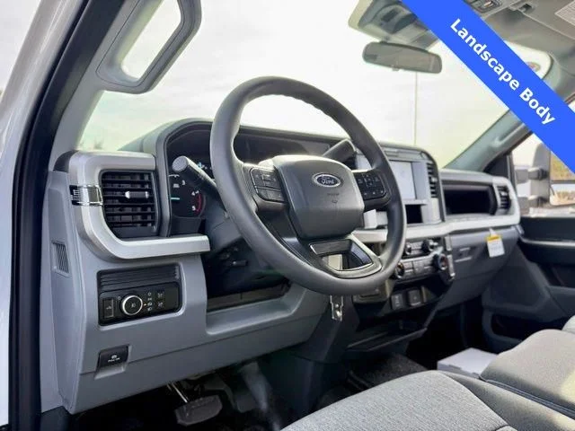 2025 Ford F-550 Super Duty Chassis Cab XL - Photo 8