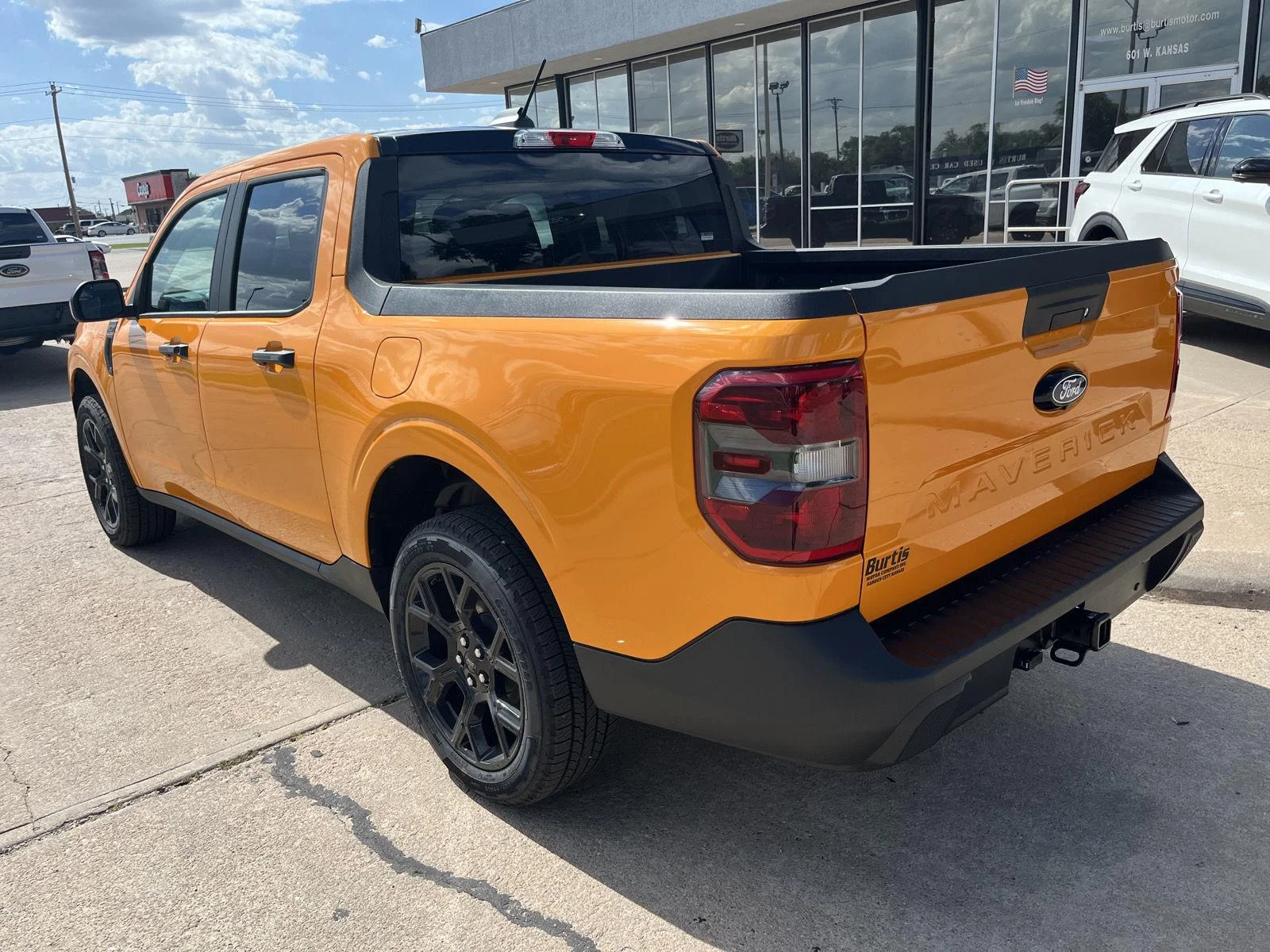 New 2026 Orange Fury Metallic Tri-Coat Ford XLT image 8