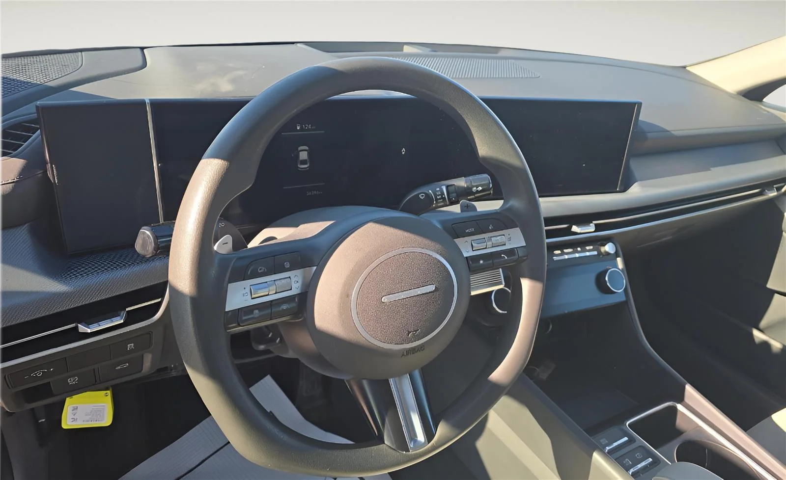 2025 Hyundai Sonata SEL - Photo 18