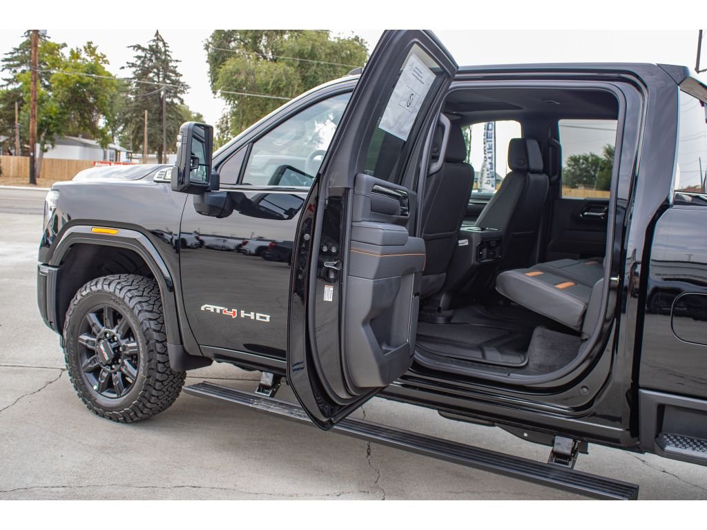 2026 GMC Sierra 2500HD AT4 - Photo 42