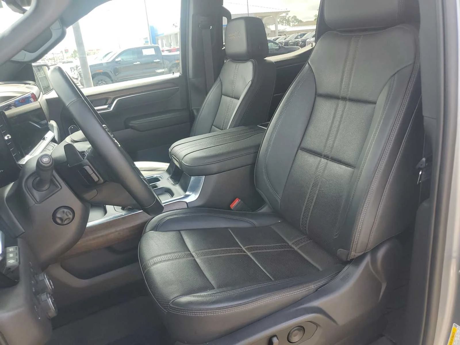 Used 2023 Sterling Gray Metallic Chevrolet High Country image 21