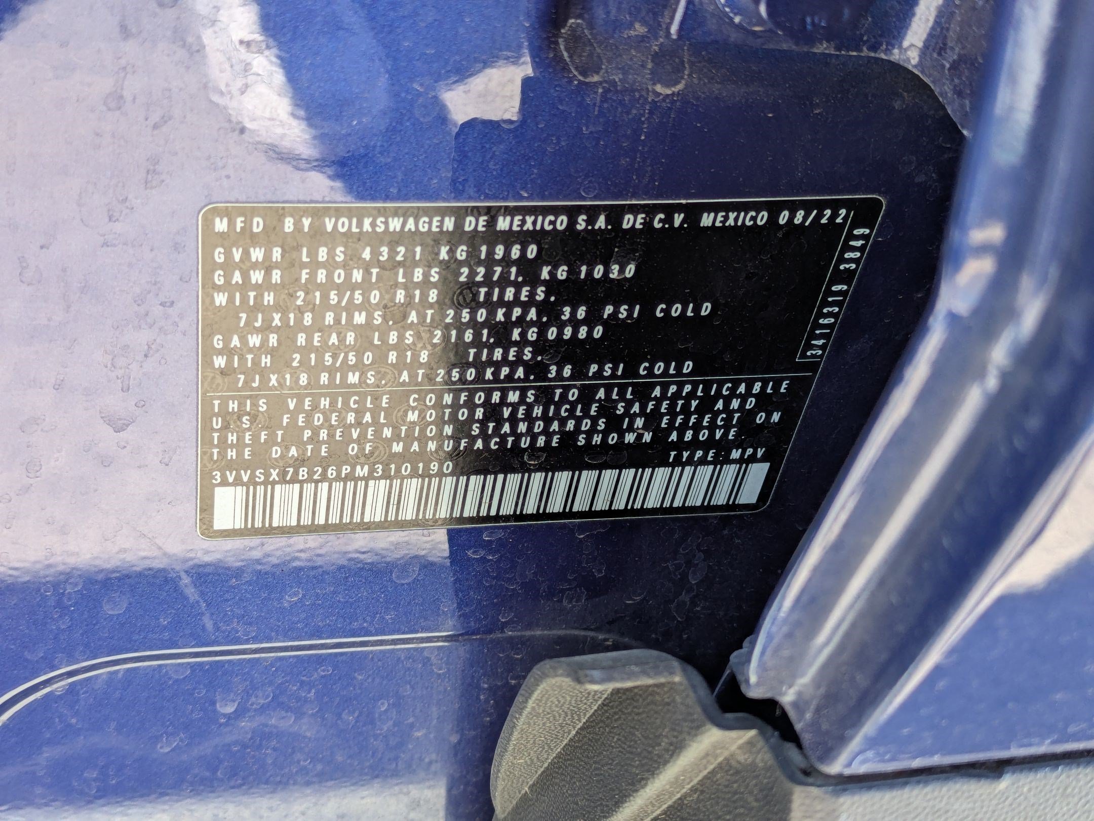 Certified Used 2023 Blue Volkswagen SE image 34