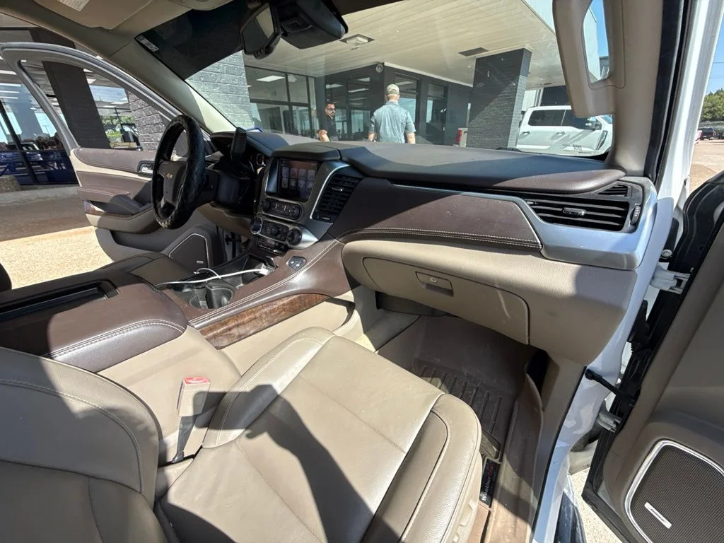 Used 2018 White Chevrolet LT image 20