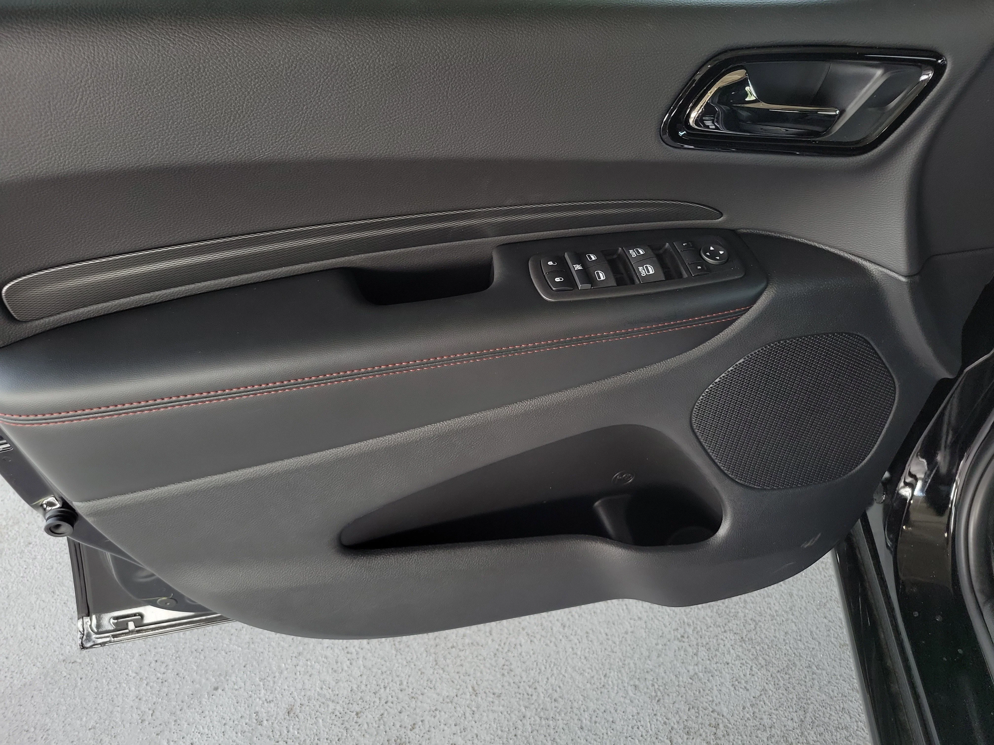 New 2026 Diamond Black Clear-Coat Exterior Paint Dodge GT image 18