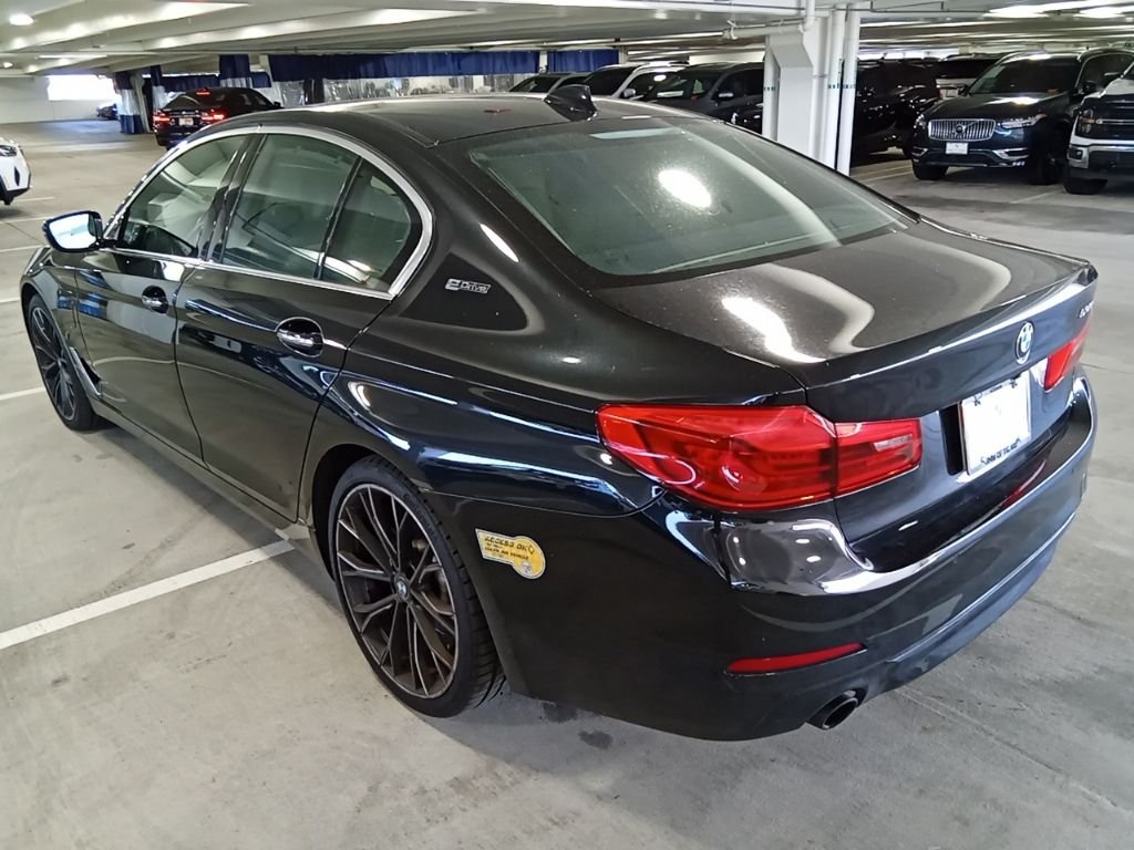 Used 2018 Black Sapphire Metallic BMW 530e xDrive iPerformance image 7