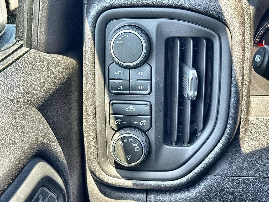 2026 Chevrolet Silverado 1500 Custom Trail Boss - Photo 17