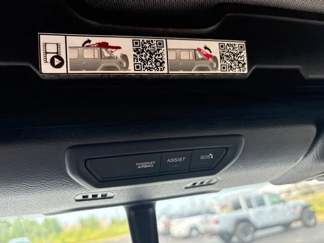 Used 2022 White Jeep Unlimited Sport S image 4