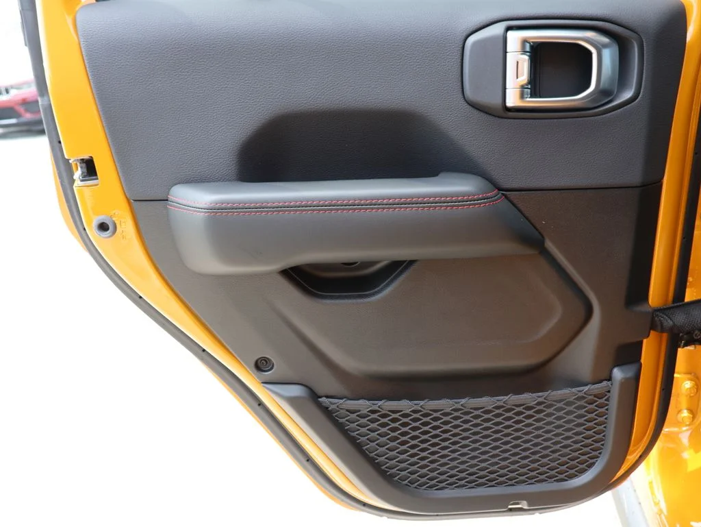 New 2026 Goldilocks Exterior Paint Jeep Rubicon image 16