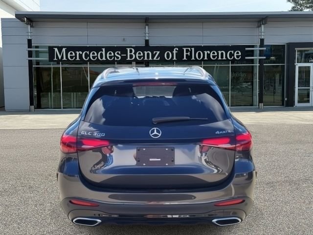 Used 2026 Gray Mercedes-Benz GLC 300 image 4