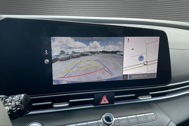 2025 Hyundai Elantra SEL - Photo 16