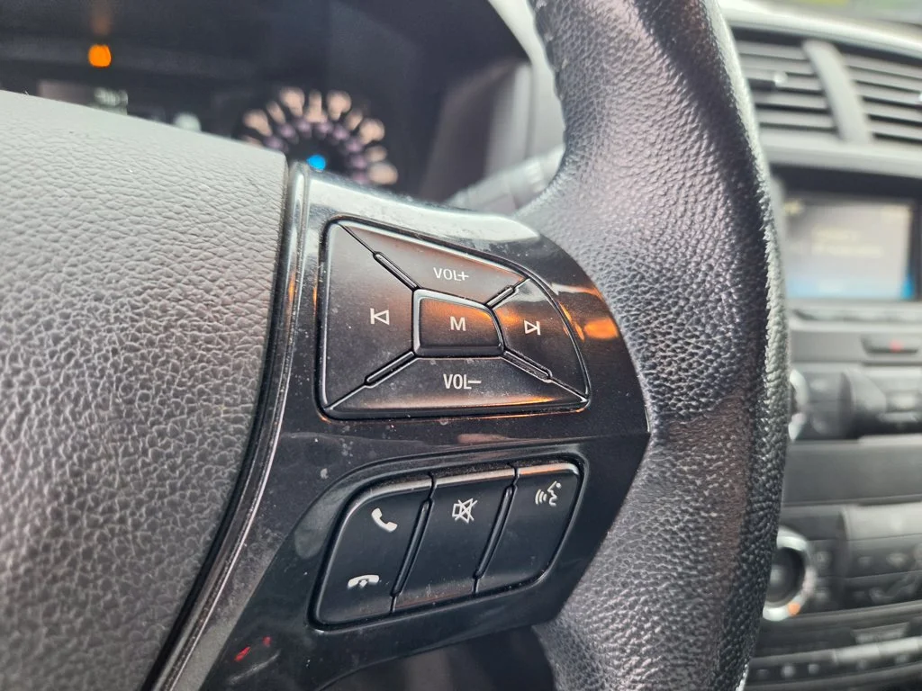Used 2018 Blue Ford XLT image 16