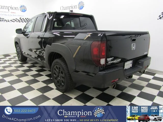 Used 2023 Black Honda RTL image 11