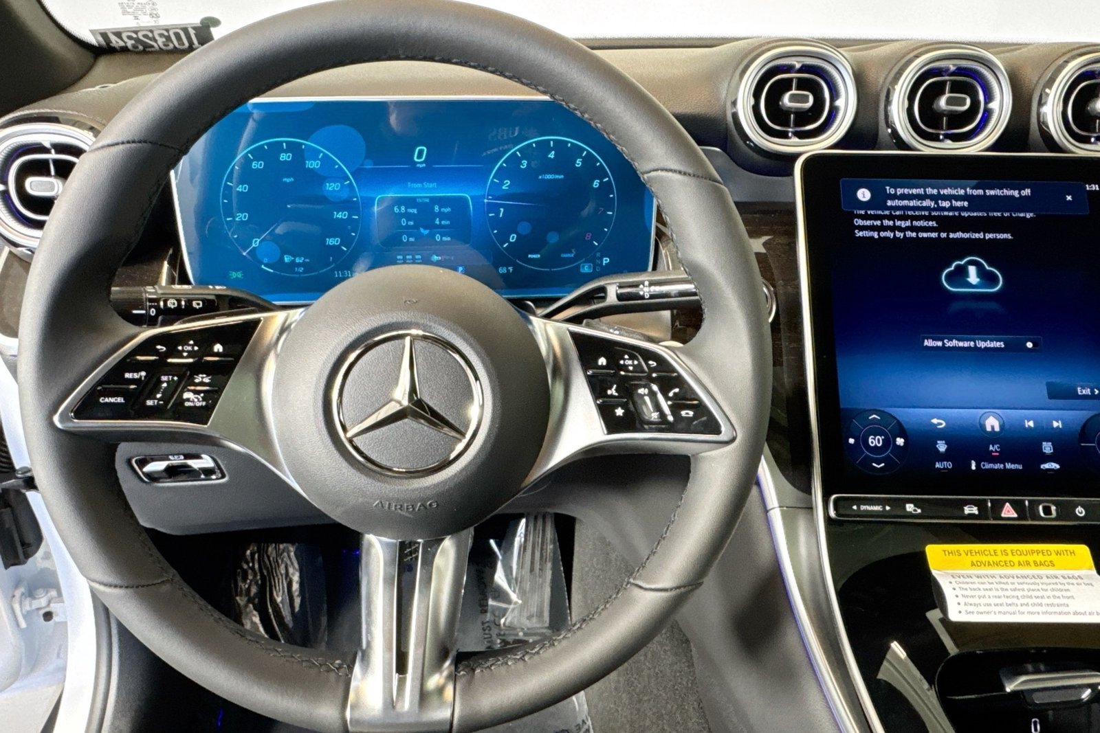 New 2026 MANUFAKTUR Moonlight White Metallic Mercedes-Benz GLC 300 image 11