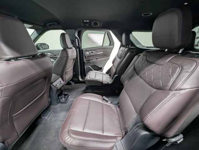 New 2026 Agate Black Metallic Ford Platinum™ image 44