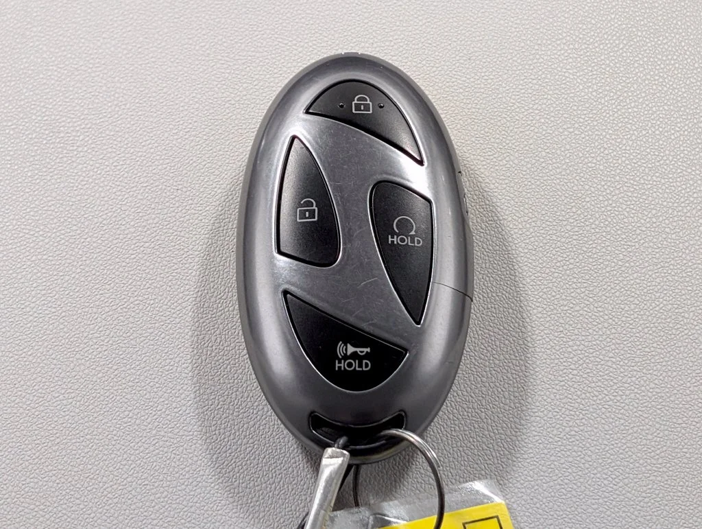 Certified Used 2026 Pearl Hyundai Limited image 28