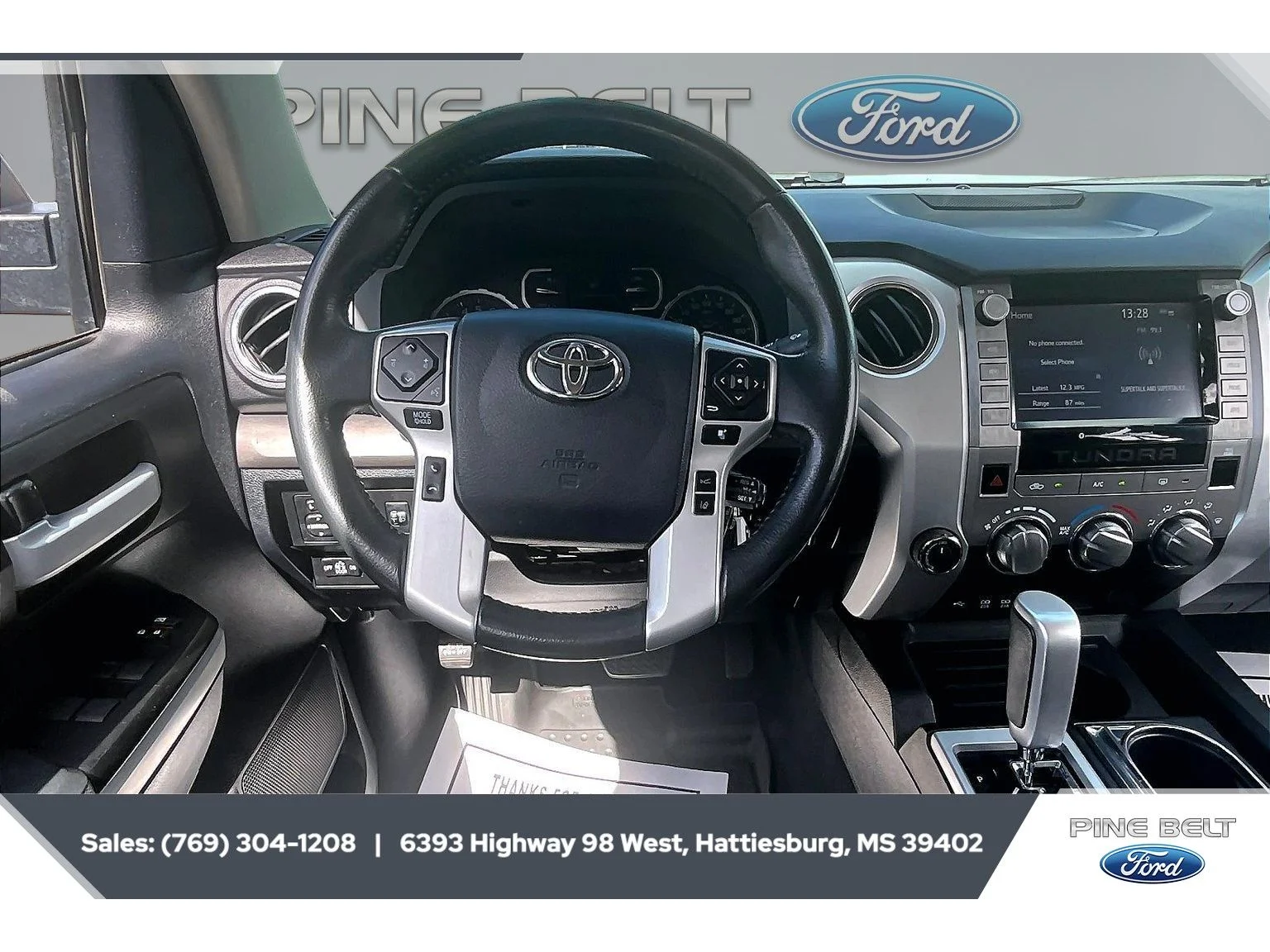 Used 2020 Cement Toyota SR5 image 5