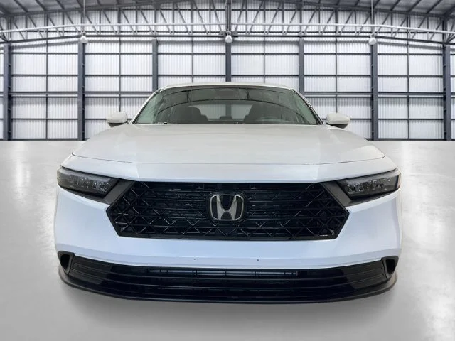 New 2026 Platinum White Pearl Honda LX image 9