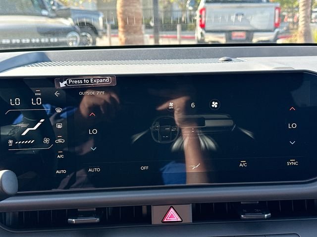 New 2027 Terrain Brown Kia X-Line S image 16
