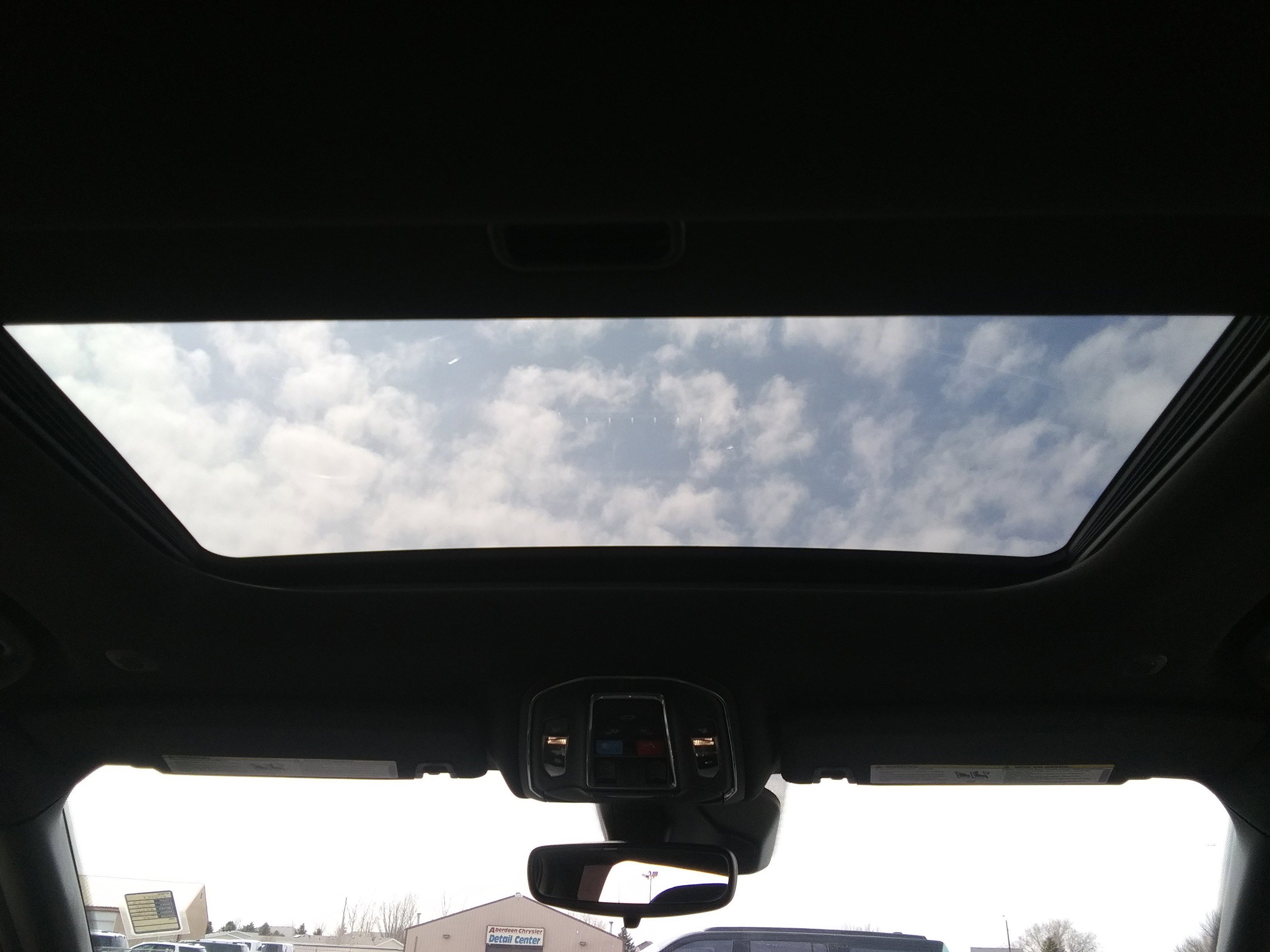 Used 2023 Gray Jeep Altitude image 12