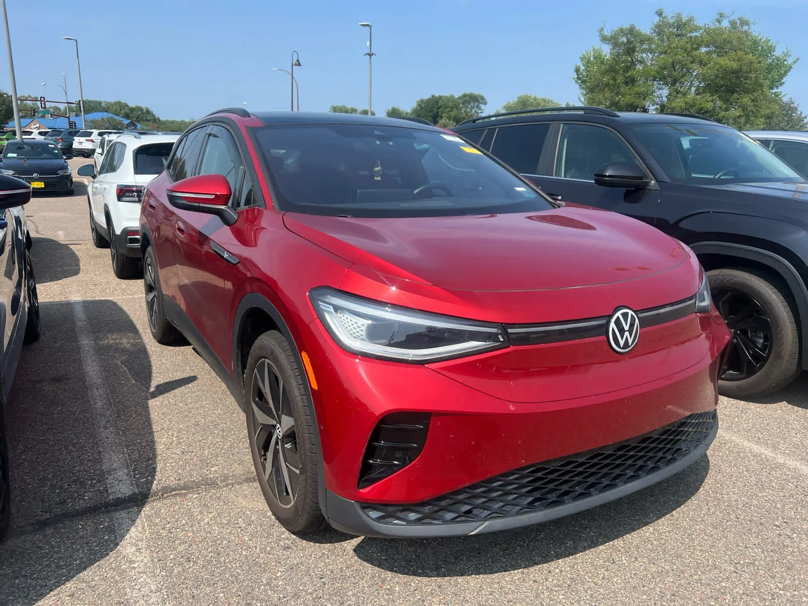 Certified 2023 Volkswagen ID.4 PRO S with VIN 1V2GNPE86PC005590 for sale in Minneapolis, MN