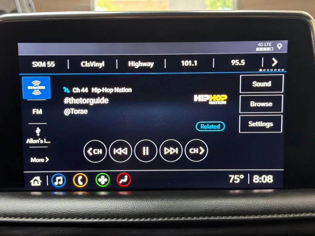 Used 2021 Black Chevrolet Z71 image 16